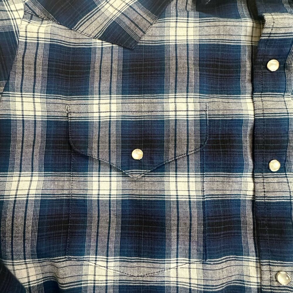 Ely Cattleman Wrinkle Resistant Plaid Western Shirt - Size LT - Picture 3 of 6